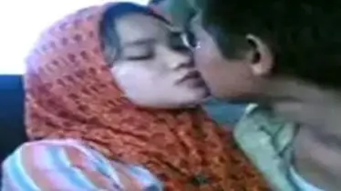 Dipaksa Buat Video Mesum